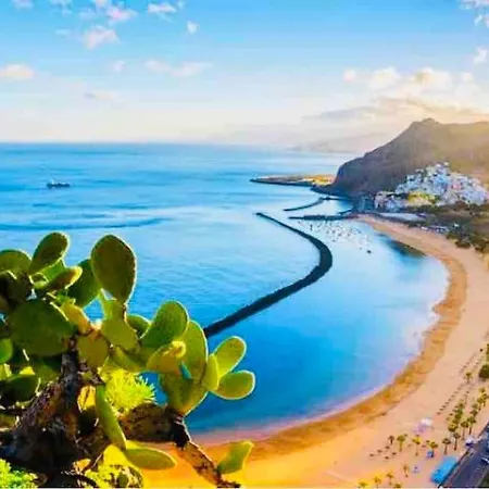 Brego, Velero Båthotell Santa Cruz de Tenerife